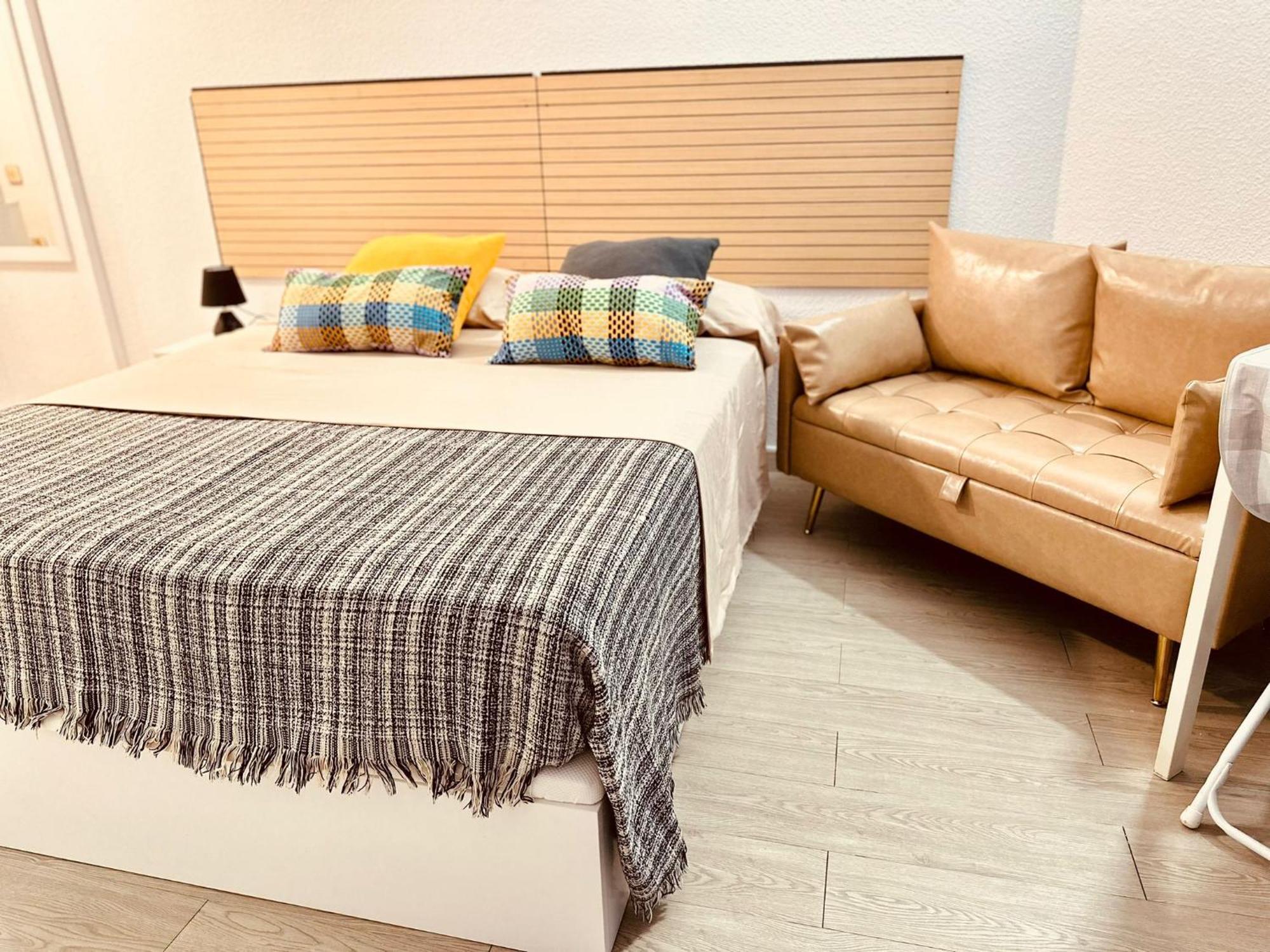 Appartement Santana Habaneras - 18 At With Garage, Pool And Lift